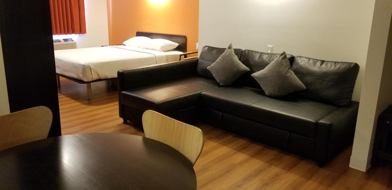 Joys Inn Innisfail, Ab מראה חיצוני תמונה