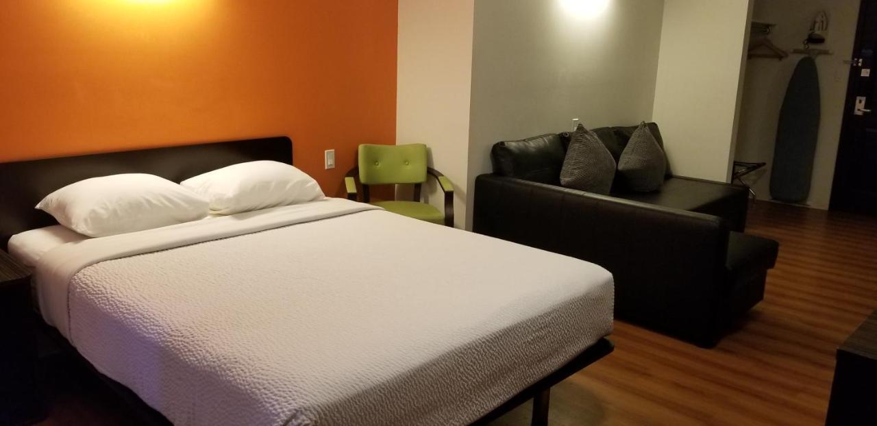 Joys Inn Innisfail, Ab מראה חיצוני תמונה