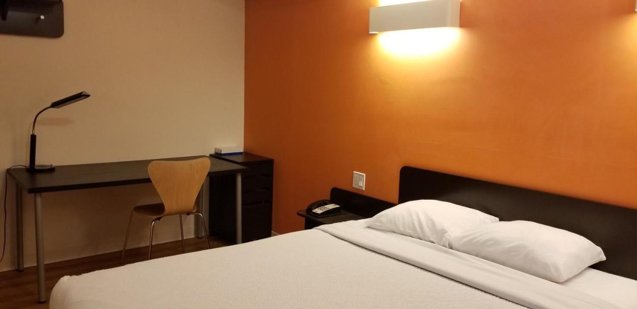 Joys Inn Innisfail, Ab מראה חיצוני תמונה