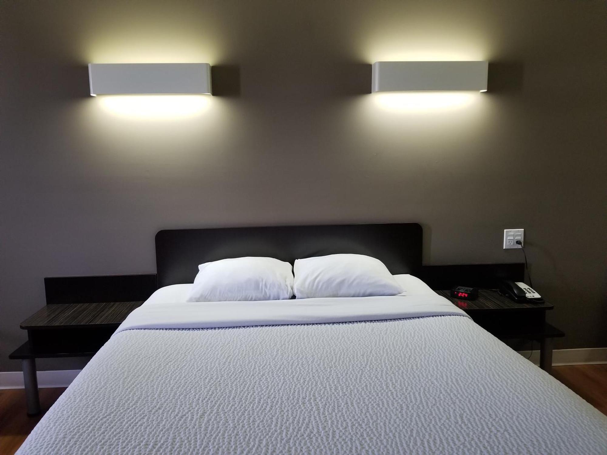 Joys Inn Innisfail, Ab מראה חיצוני תמונה
